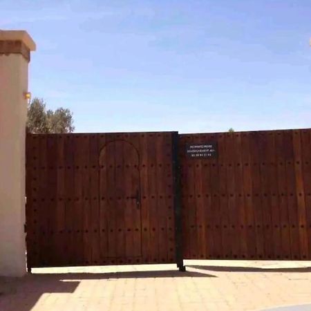Villa Nawal Et Sa Piscine Chauffee Sans Vis-A-Vis 阿加迪尔 外观 照片