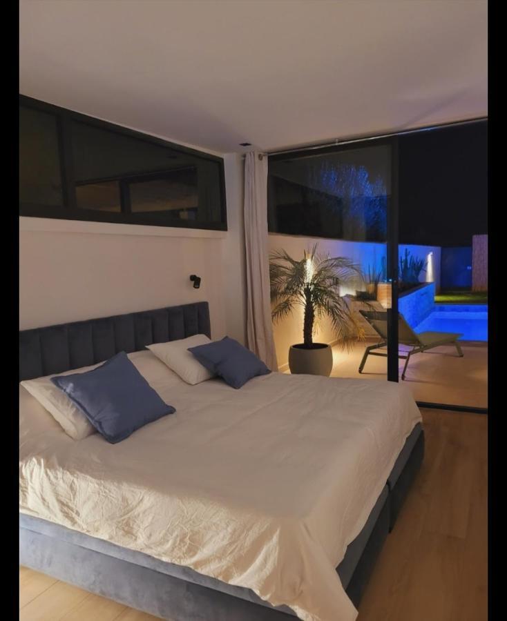 Villa Nawal Et Sa Piscine Chauffee Sans Vis-A-Vis 阿加迪尔 外观 照片