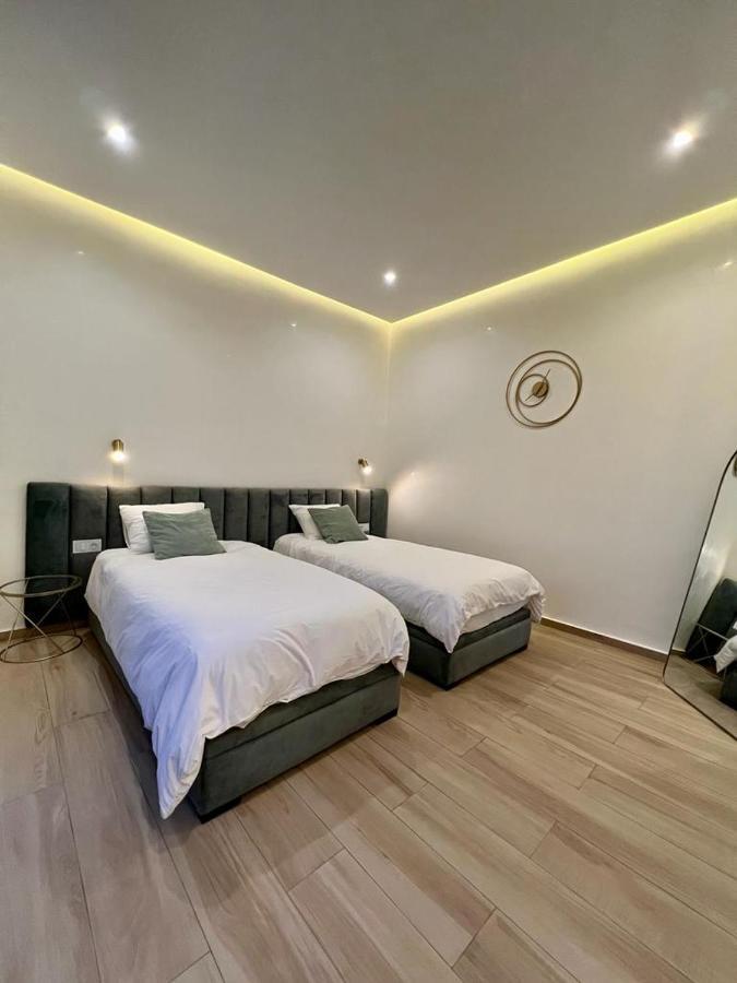 Villa Nawal Et Sa Piscine Chauffee Sans Vis-A-Vis 阿加迪尔 外观 照片