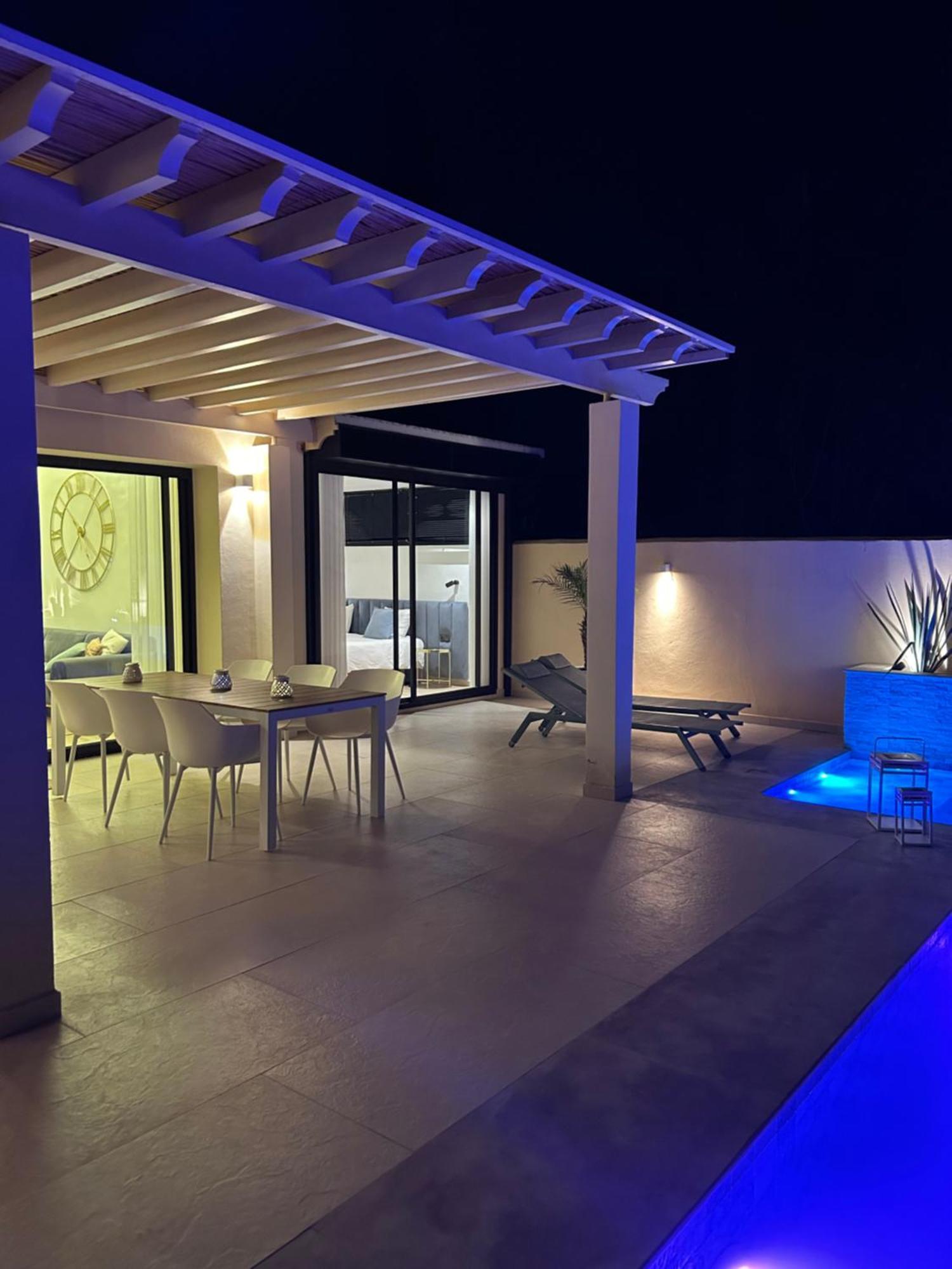 Villa Nawal Et Sa Piscine Chauffee Sans Vis-A-Vis 阿加迪尔 外观 照片