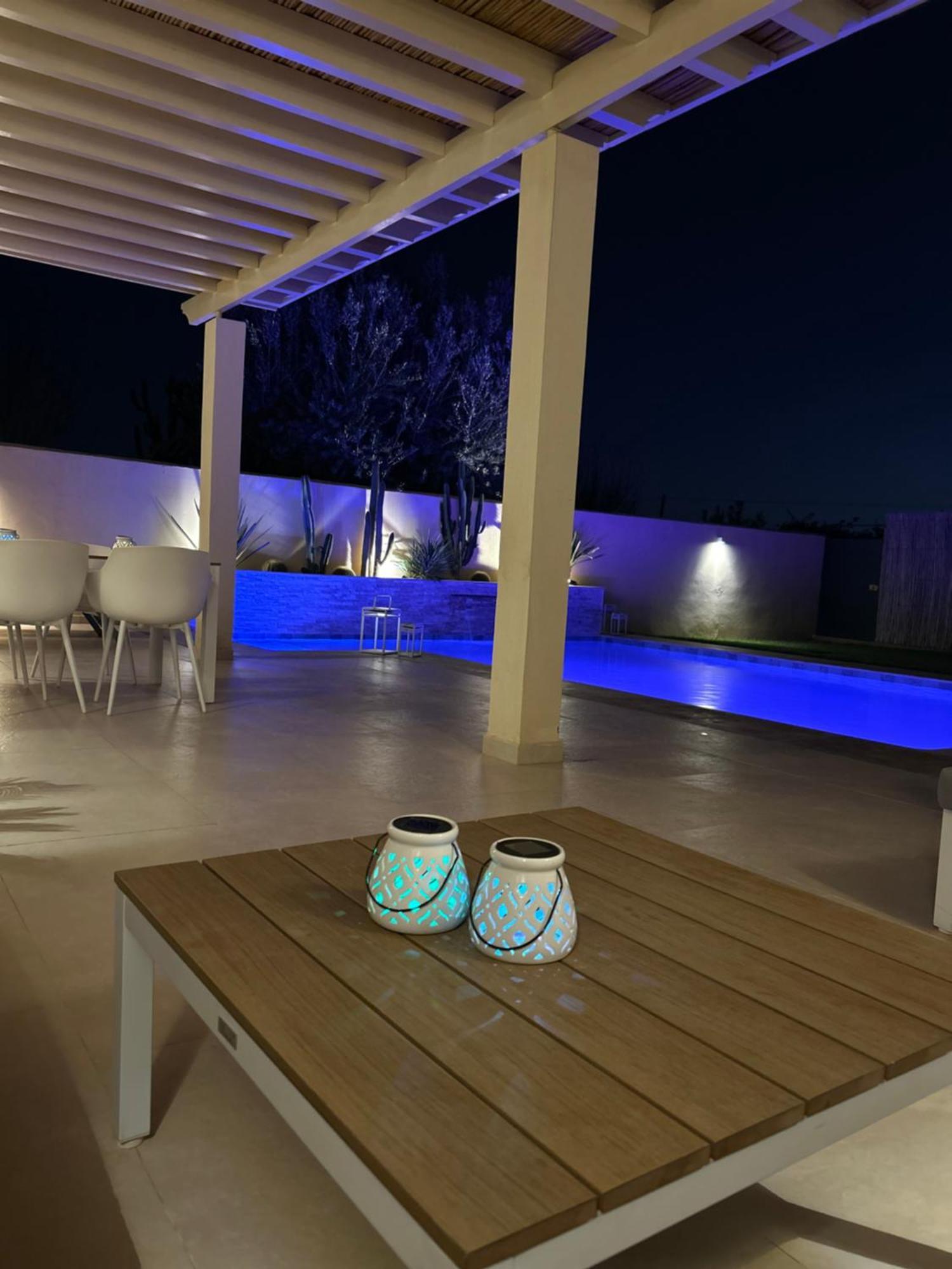 Villa Nawal Et Sa Piscine Chauffee Sans Vis-A-Vis 阿加迪尔 外观 照片