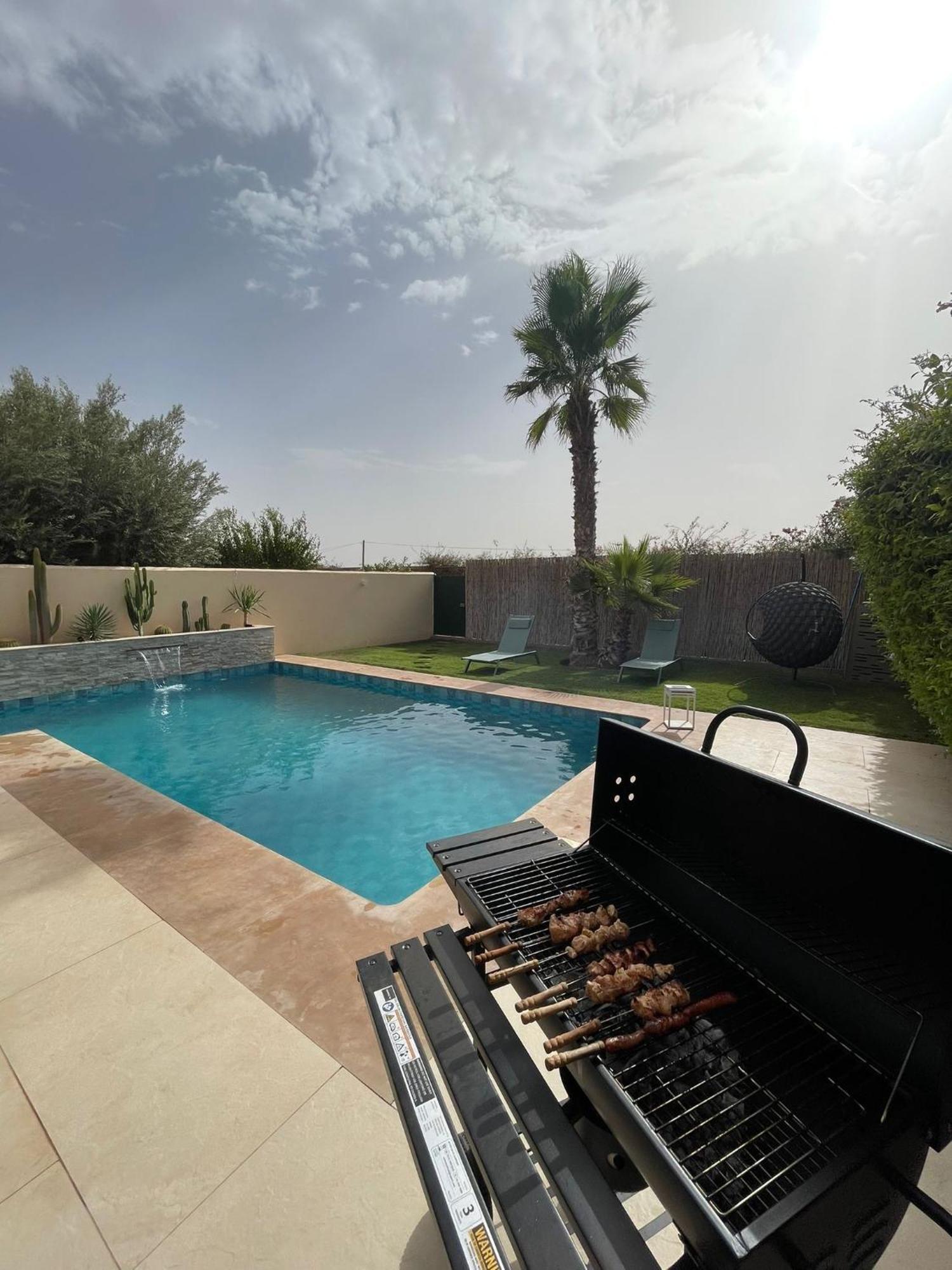 Villa Nawal Et Sa Piscine Chauffee Sans Vis-A-Vis 阿加迪尔 外观 照片